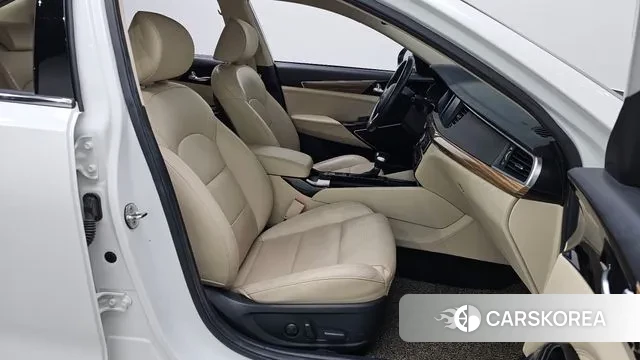 Kia Come New K7 2018 Белый из Кореи, фото 2