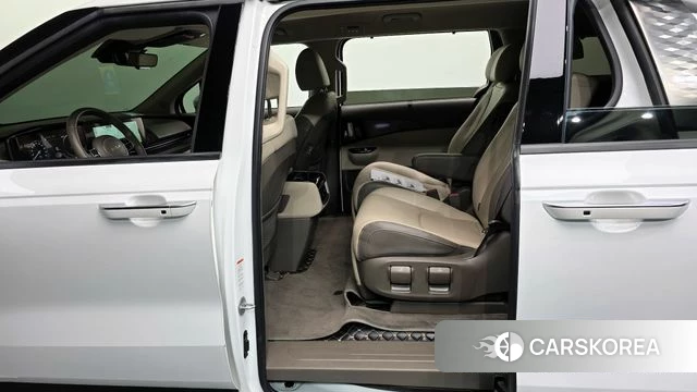 Kia Carnival 4th generation 2022 Белый из Кореи, фото 2