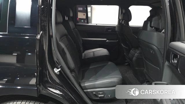 Hyundai Santa Fe (MX5) 2024 Черный из Кореи, фото 2