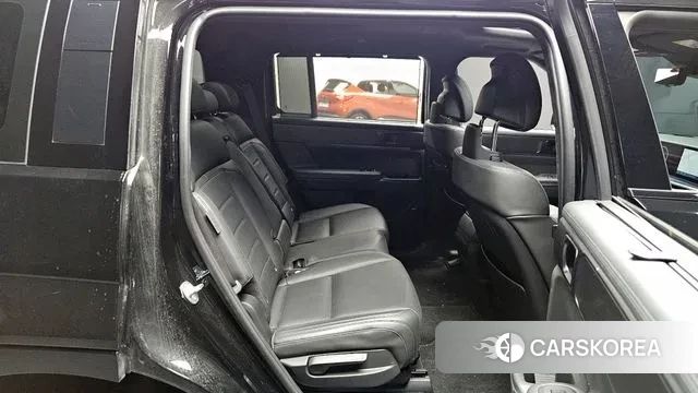 Hyundai Santa Fe (MX5) 2024 Черный из Кореи, фото 2