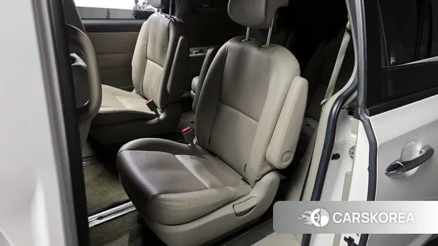 Kia The New Carnival 2019 Белый из Кореи, фото 2