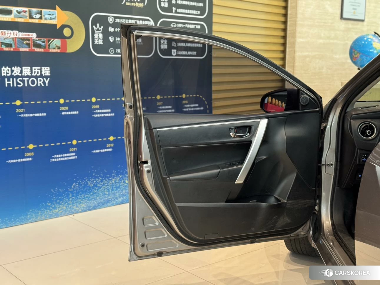 Toyota Corolla dual engine E+ 2019 Шампань из Китая, фото 2