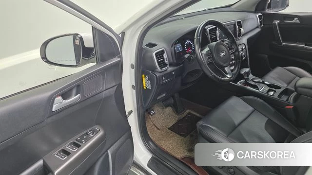 Kia Sportage 4th Generation 2018 Белый из Кореи, фото 2