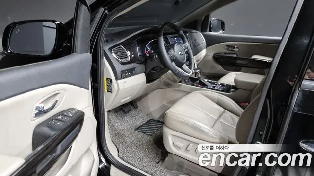 Kia The New Carnival id 2406414 из Кореи 2