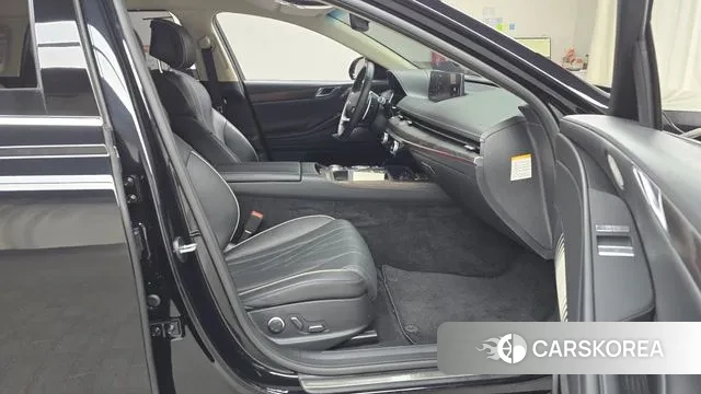 Genesis Electrified G80 (RG3) 2022 Черный из Кореи, фото 2