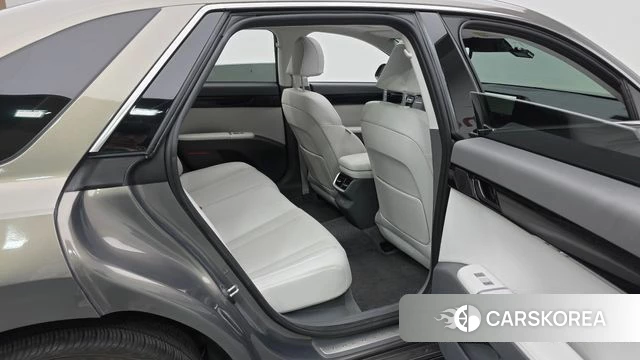 Hyundai Grandeur (GN7) 2024 Песочный из Кореи, фото 2