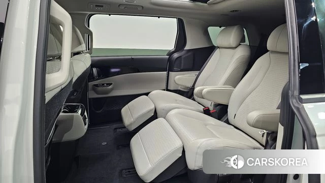 Kia Carnival 4th generation 2022 Белый из Кореи, фото 2