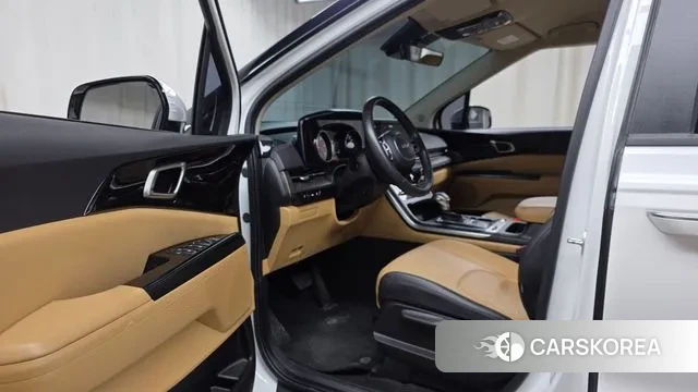 Kia Carnival 4th generation 2023 Белый из Кореи, фото 2