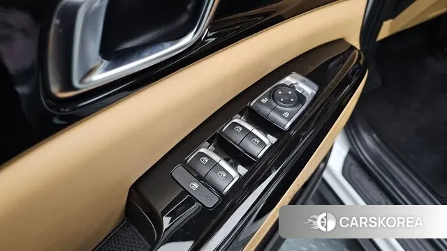 Kia Carnival 4th generation 2023 Белый из Кореи, фото 2