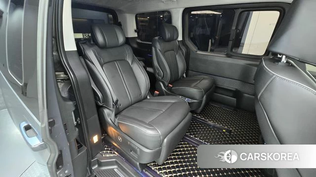 Hyundai Staria 2025 Серый из Кореи, фото 2