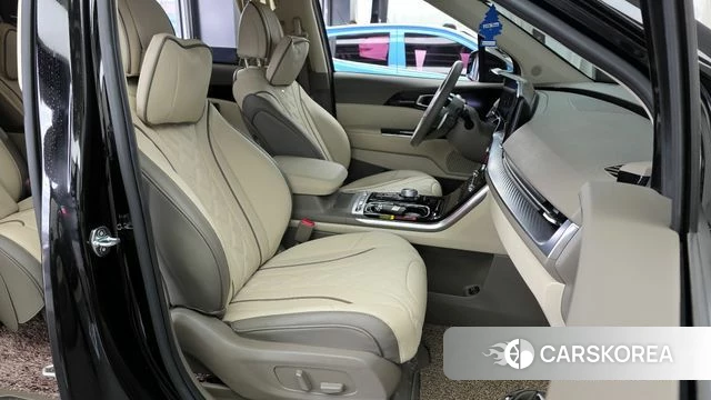 Kia Carnival 4th generation 2022 Черный из Кореи, фото 2