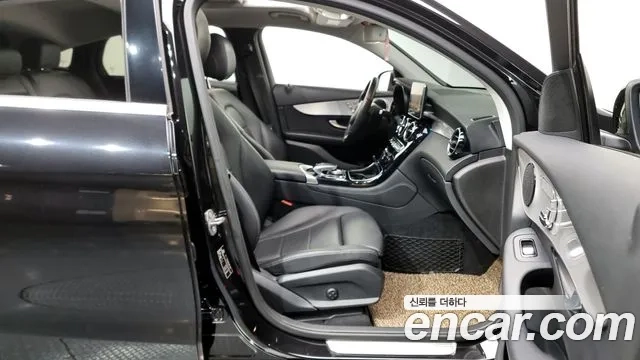 Mercedes-Benz GLC-Class X253 2018 Черный из Кореи, фото 2