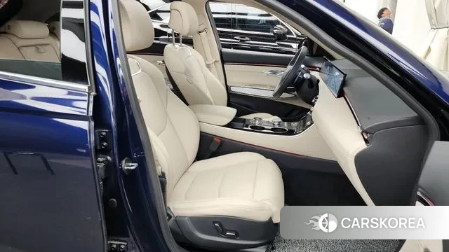 Genesis GV70 2024 Синий из Кореи, фото 2