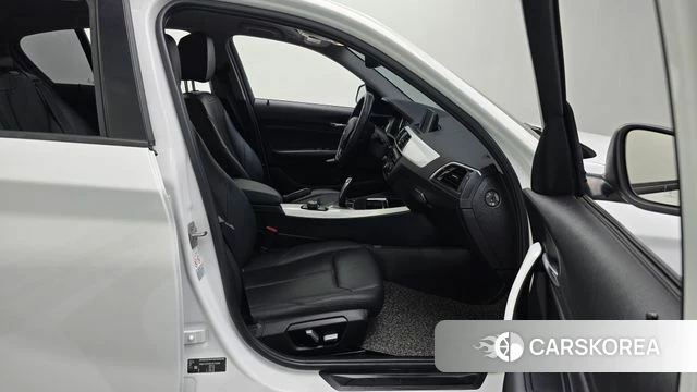 BMW 1 Series (F20) 2018 Белый из Кореи, фото 2