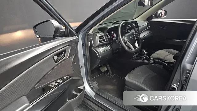 Ssangyong Berry New Tivoli 2022 Серебристо-серый из Кореи, фото 2