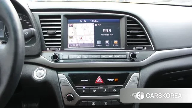 Hyundai Avante AD 2018 Серый из Кореи, фото 2