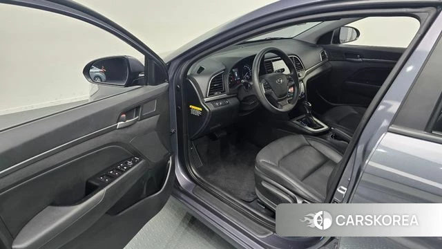 Hyundai Avante AD 2018 Серый из Кореи, фото 2