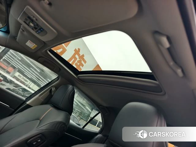 Toyota Camry 2023 Черный из Китая, фото 2