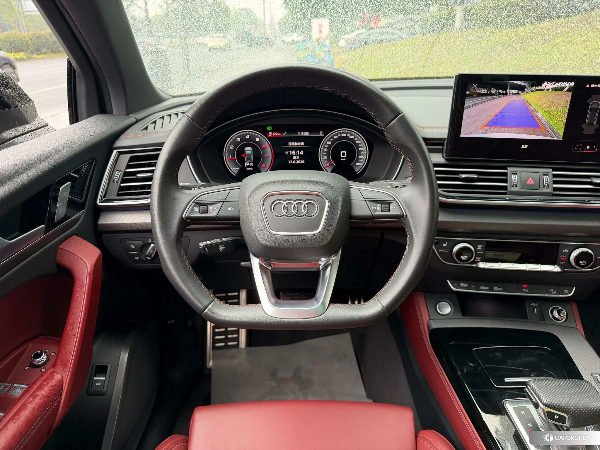 Audi Q5L 2023 Серебристо-серый из Китая, фото 2