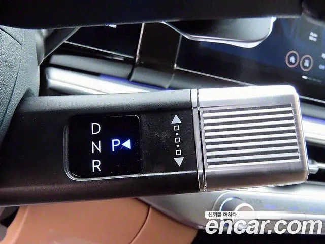 Hyundai Grandeur Hybrid (GN7) 2023 Серебристо-серый из Кореи, фото 2