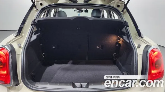 Mini Cooper D 2018 Жемчужный цвет из Кореи, фото 2