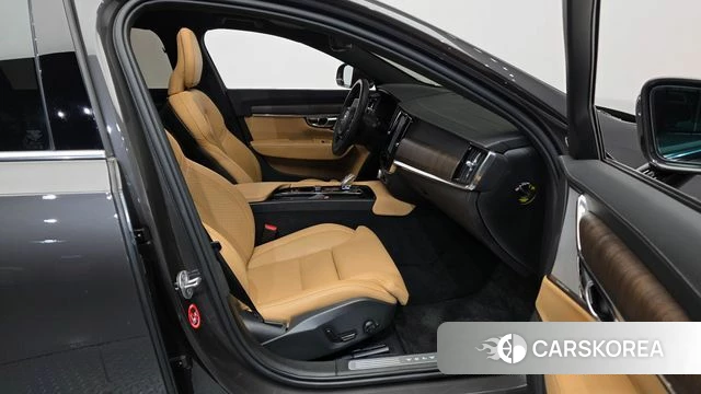 Volvo S90 2022 Серый из Кореи, фото 2