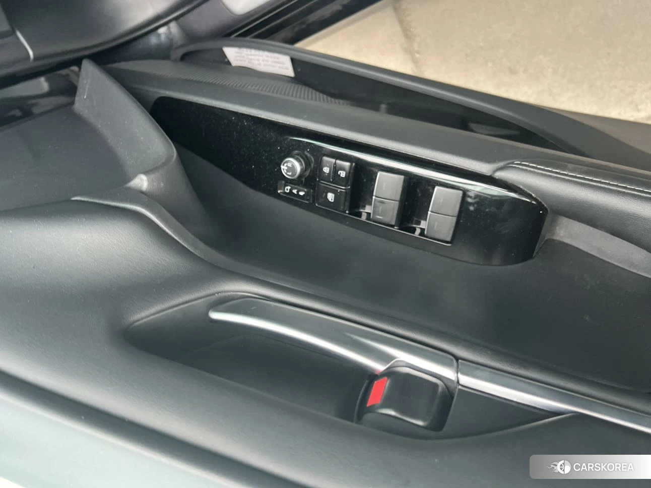 Toyota Camry 2024 Черный из Китая, фото 2