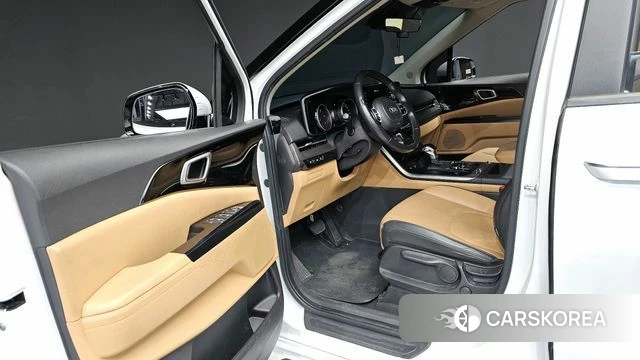 Kia Carnival 4th generation id 3813011 из Кореи 2