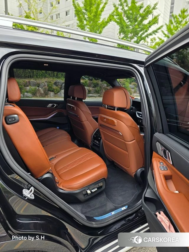 BMW X7 (G07) 2025 Черный из Кореи, фото 2
