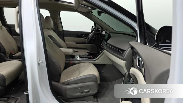 Kia Carnival 4th generation 2023 Белый из Кореи, фото 2