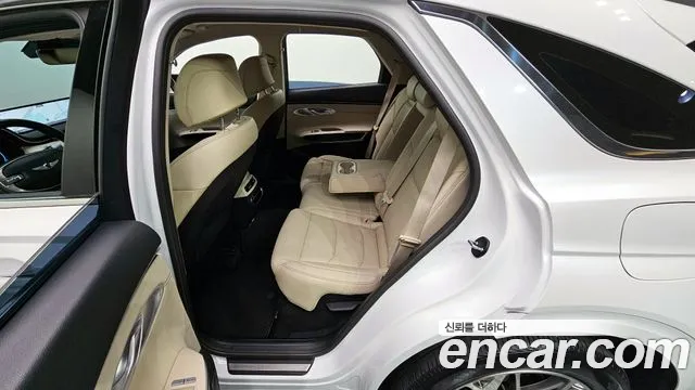 Genesis GV70 2021 Белый из Кореи, фото 2