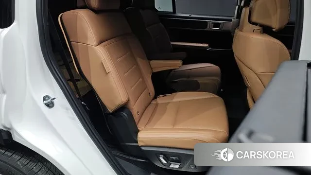 Hyundai Santa Fe (MX5) 2024 Белый из Кореи, фото 2