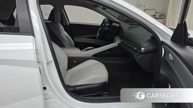 Hyundai Avante (CN7) 2022 Белый из Кореи, фото 2