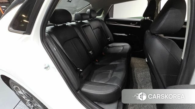 Kia K5 3rd generation 2022 Белый из Кореи, фото 2