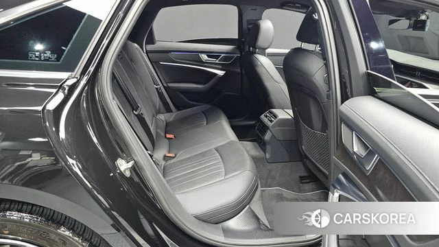 Audi A6 (C8) 2020 Черный из Кореи, фото 2