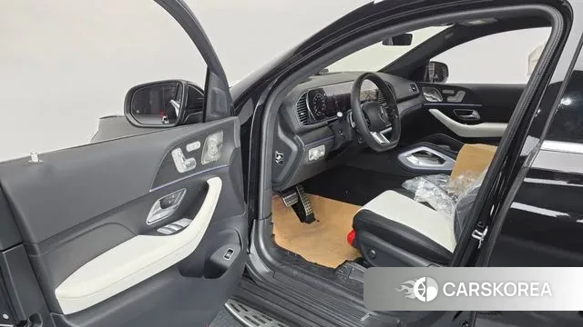 Mercedes-Benz GLE-Class W167 2025 Черный из Кореи, фото 2
