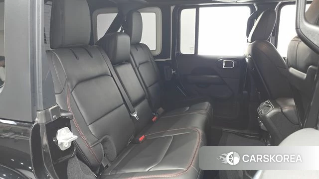 Jeep Wrangler (JL) 2025 Черный из Кореи, фото 2