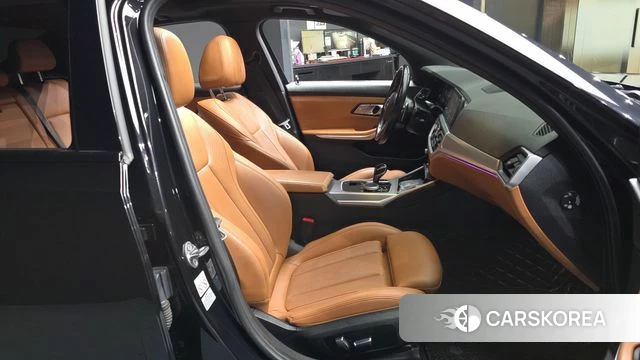 BMW 3 Series (G20) 2022 Черный из Кореи, фото 2