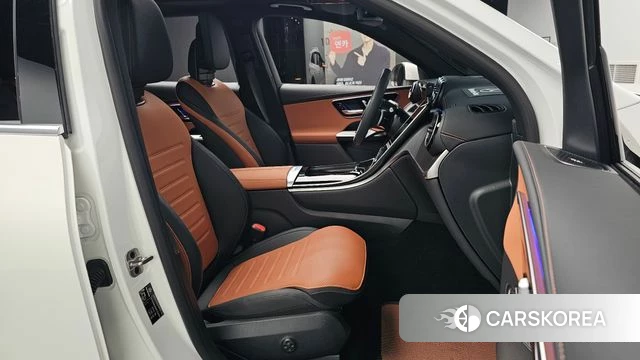 Mercedes-Benz GLC-Class X254 2024 Белый из Кореи, фото 2
