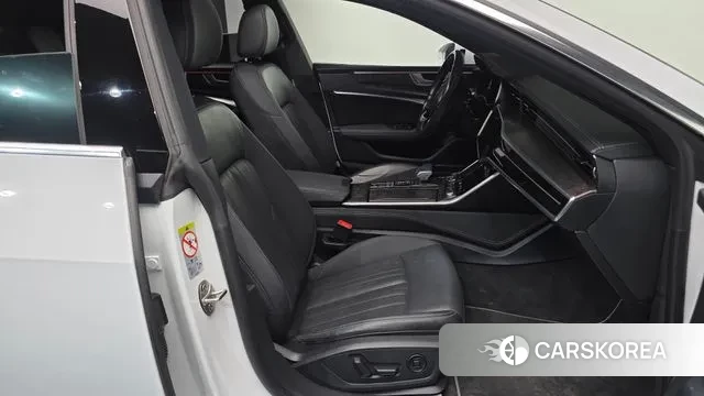 Audi A7 (4K) 2021 Белый из Кореи, фото 2