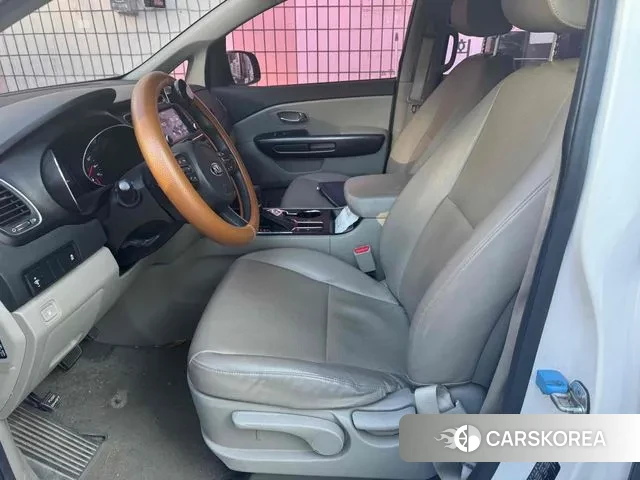 Kia The New Carnival 2020 Белый из Кореи, фото 2