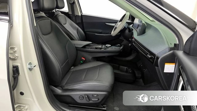 Kia EV6 2022 Жемчужный цвет из Кореи, фото 2