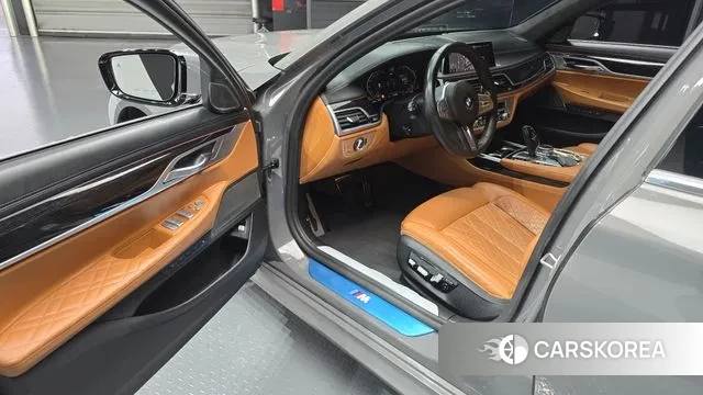 BMW 7 Series (G11) 2021 Серый из Кореи, фото 2