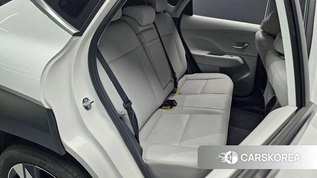 Hyundai Kona (SX2) 2025 Белый из Кореи, фото 2