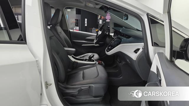 Chevrolet (GM Daewoo) Bolt EV 2018 Белый из Кореи, фото 2