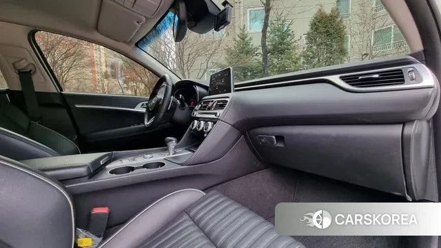 Genesis G70 2020 Белый из Кореи, фото 2