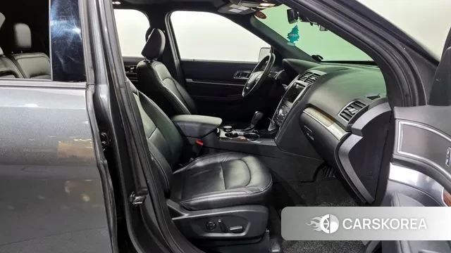 Ford Explorer 2019 Серый из Кореи, фото 2
