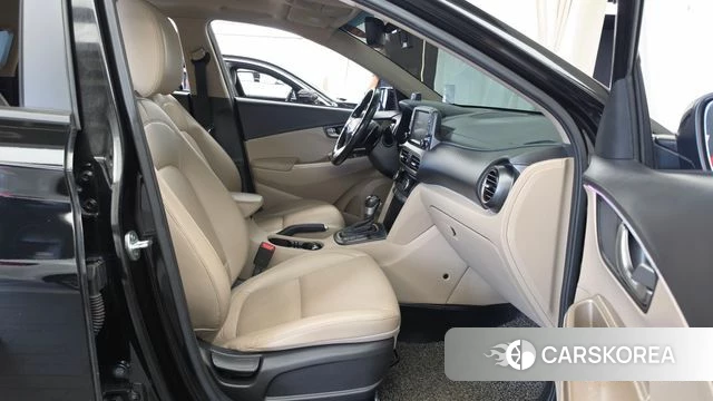 Hyundai Kona 2019 Черный из Кореи, фото 2