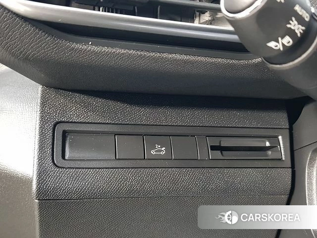 Peugeot 3008 second generation 2019 Белый из Кореи, фото 2
