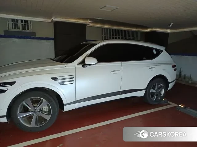 Genesis GV80 2023 Белый из Кореи, фото 2